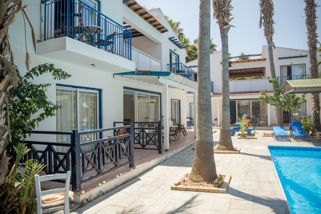 Periyiali Apartments Polis Екстер'єр фото