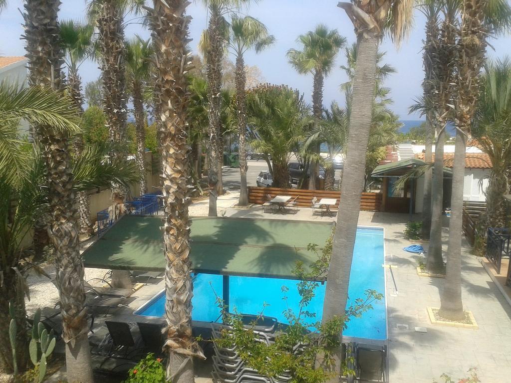 Periyiali Apartments Polis Екстер'єр фото