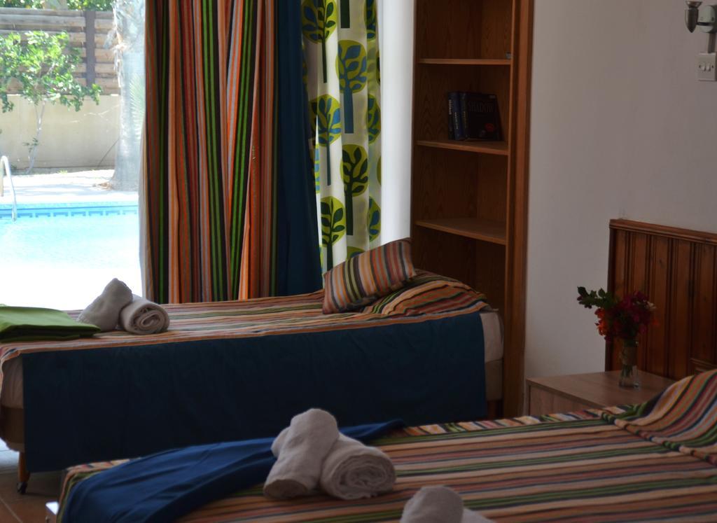 Periyiali Apartments Polis Екстер'єр фото